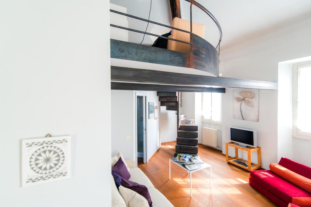 Antica Via Volta - The House Of Travelers Apartman Como Kültér fotó