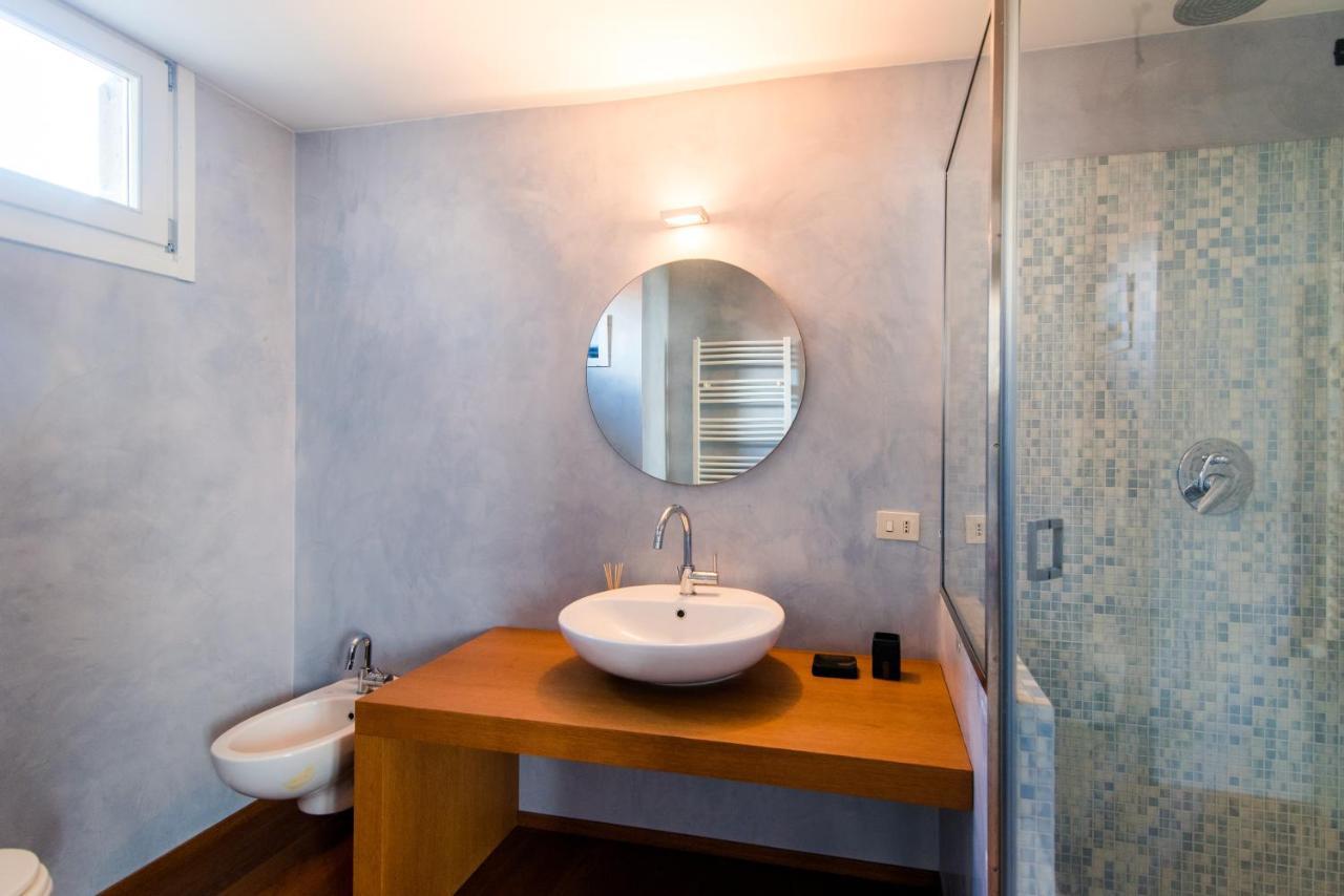 Antica Via Volta - The House Of Travelers Apartman Como Kültér fotó